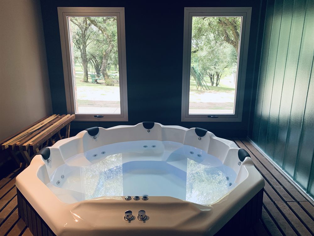 Hotel Orfeo Suite, Salsipuedes — minipiscina Spa Serena